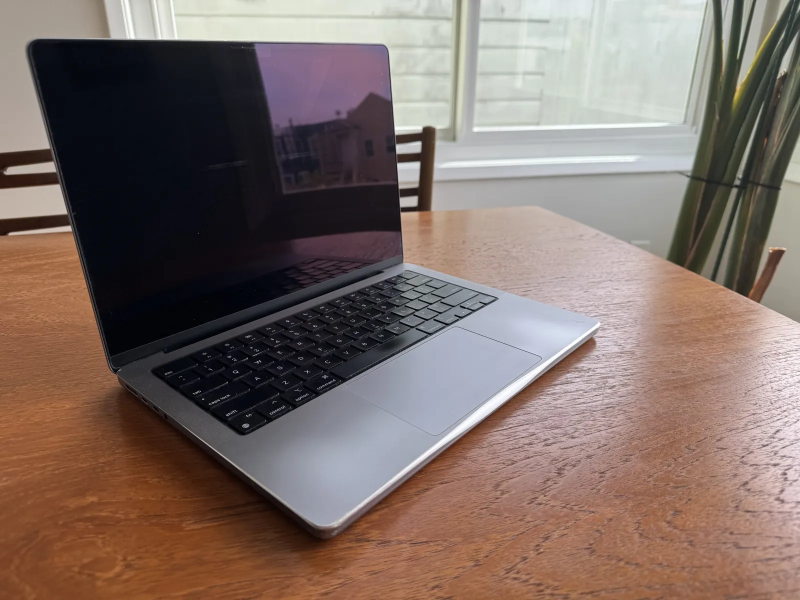 MacBook corner after filing